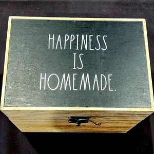 RAE DUNN | "Happiness Is Homemade | Decorative Wooden  Box | 7"x5"x5"